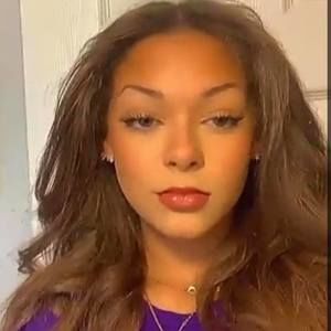 Meet your Posher, Ella